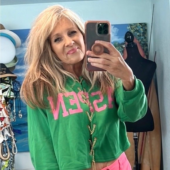 GAP Khaki’s,”Can You See Me Now Neon Pink💕 Incredibly Soft,Broken-In Straight - Picture 3 of 8